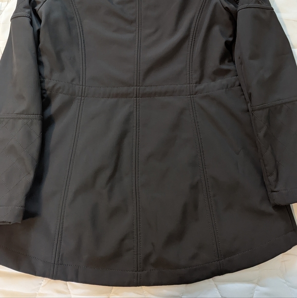 Softshell Jacket - Picture 8 of 10